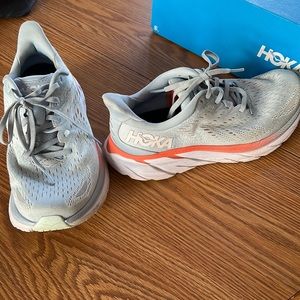 Hoka Clifton 8